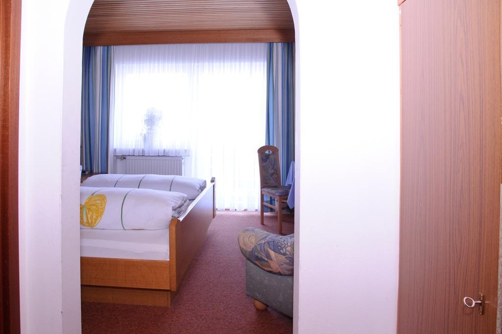 Hirmonshof Hotel Bischofsmais Ruang foto
